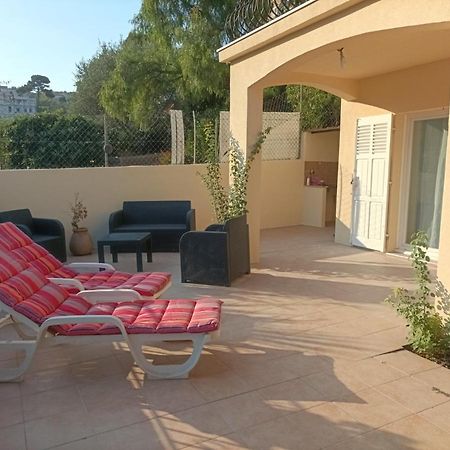 Tres Bel Appartement Entier Proche De La Mer 2 Chambres 1 Salon Vallauris Dış mekan fotoğraf