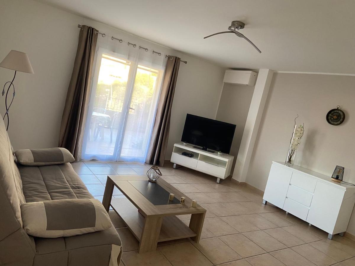 Tres Bel Appartement Entier Proche De La Mer 2 Chambres 1 Salon Vallauris Dış mekan fotoğraf