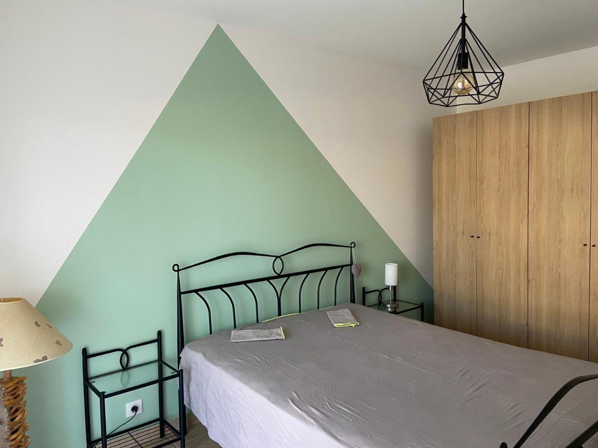 Tres Bel Appartement Entier Proche De La Mer 2 Chambres 1 Salon Vallauris Dış mekan fotoğraf